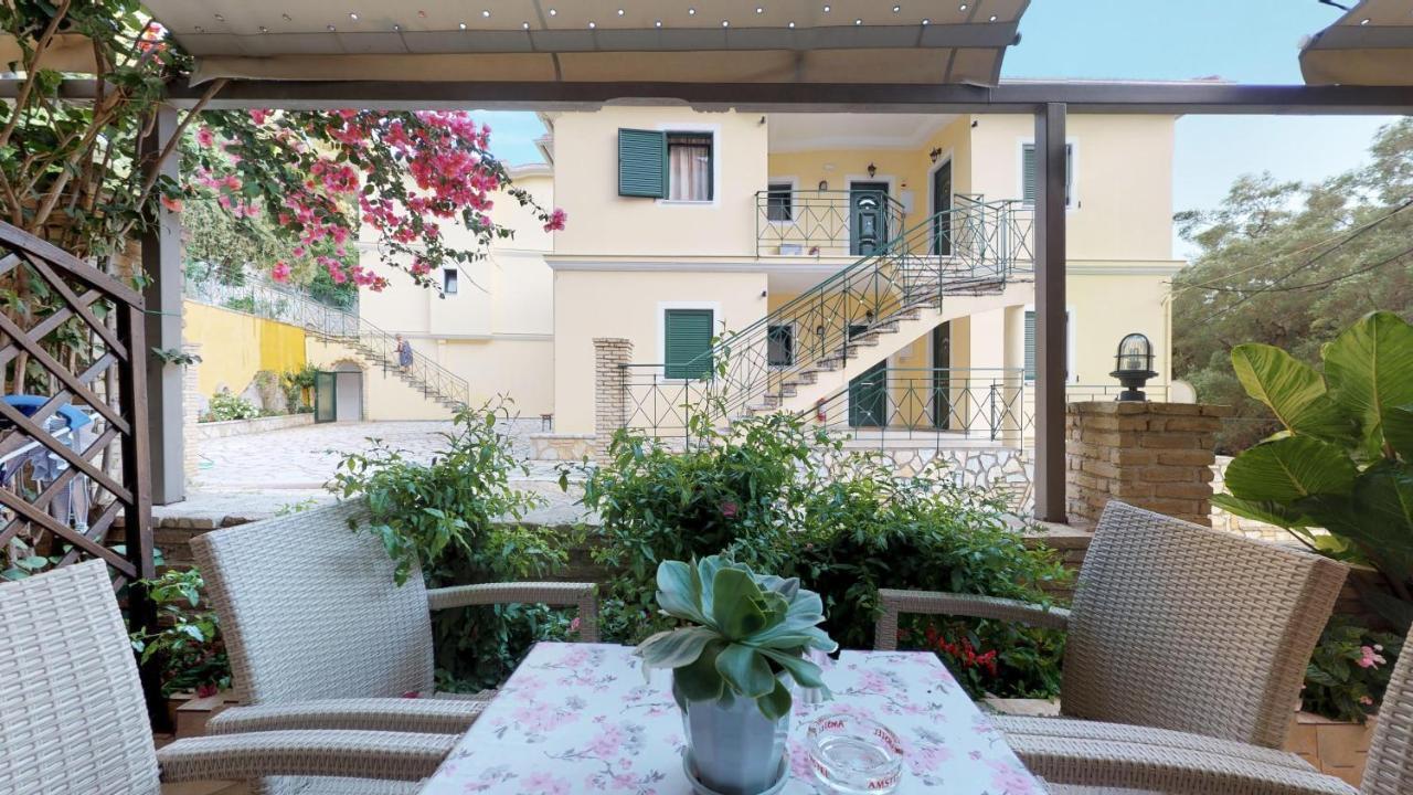 Zorbas Apartments 帕尔加 外观 照片