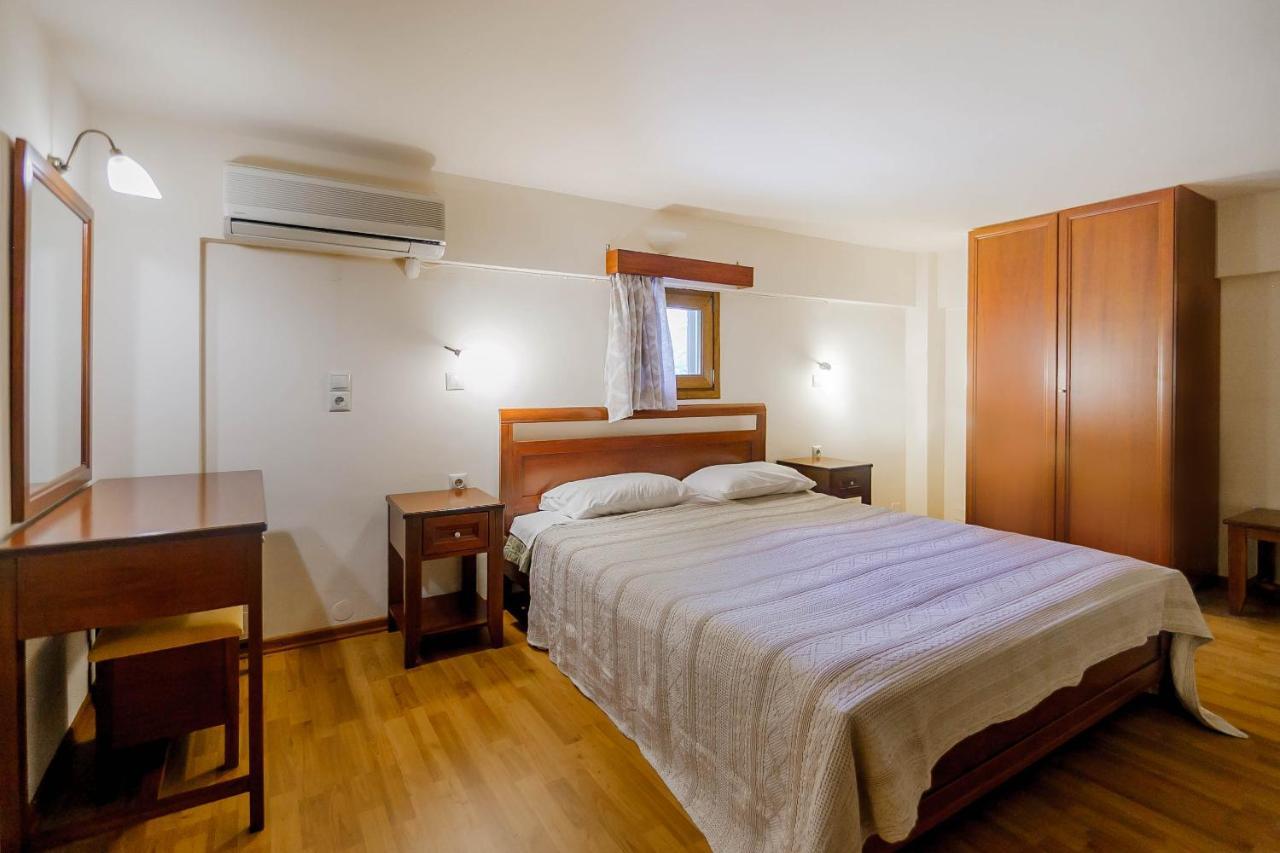 Zorbas Apartments 帕尔加 外观 照片
