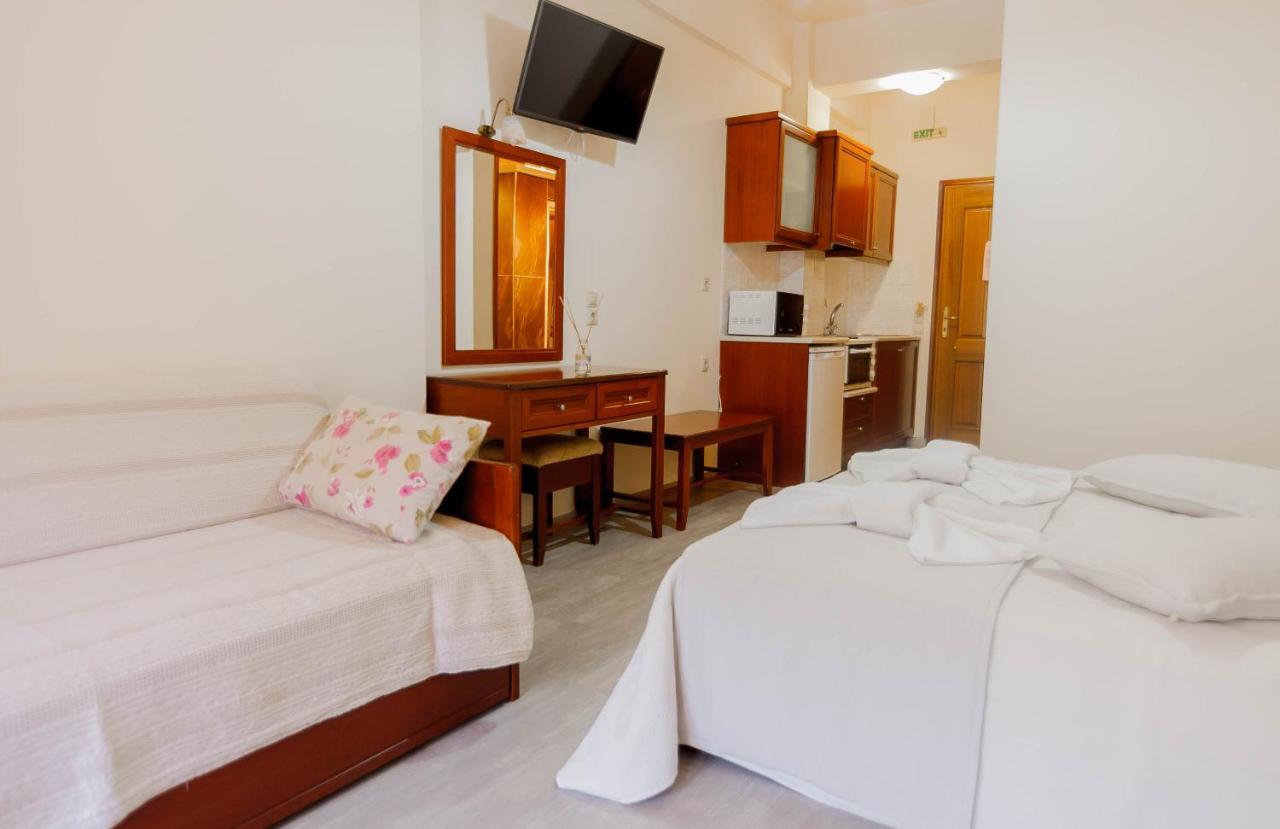 Zorbas Apartments 帕尔加 外观 照片