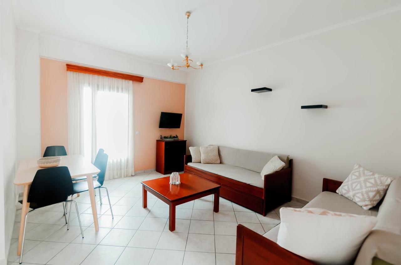 Zorbas Apartments 帕尔加 外观 照片