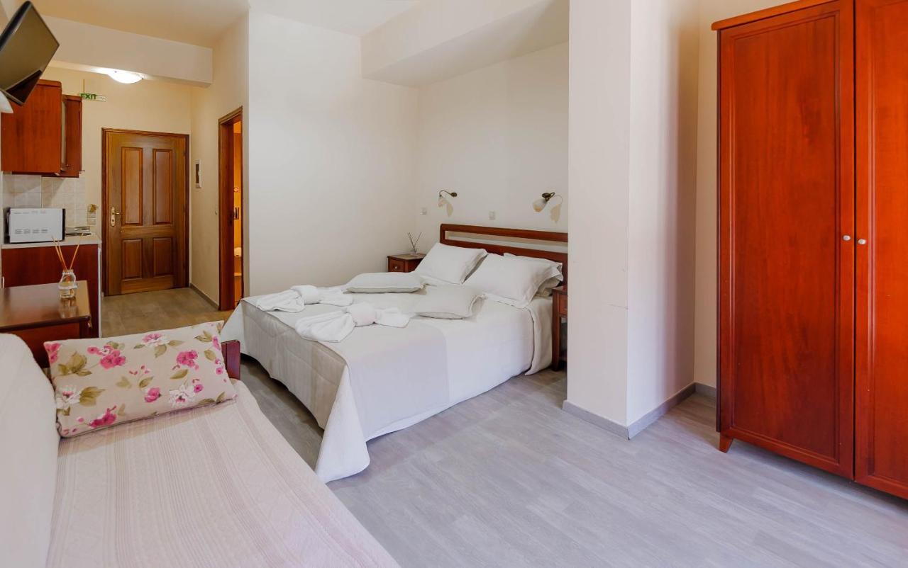 Zorbas Apartments 帕尔加 外观 照片