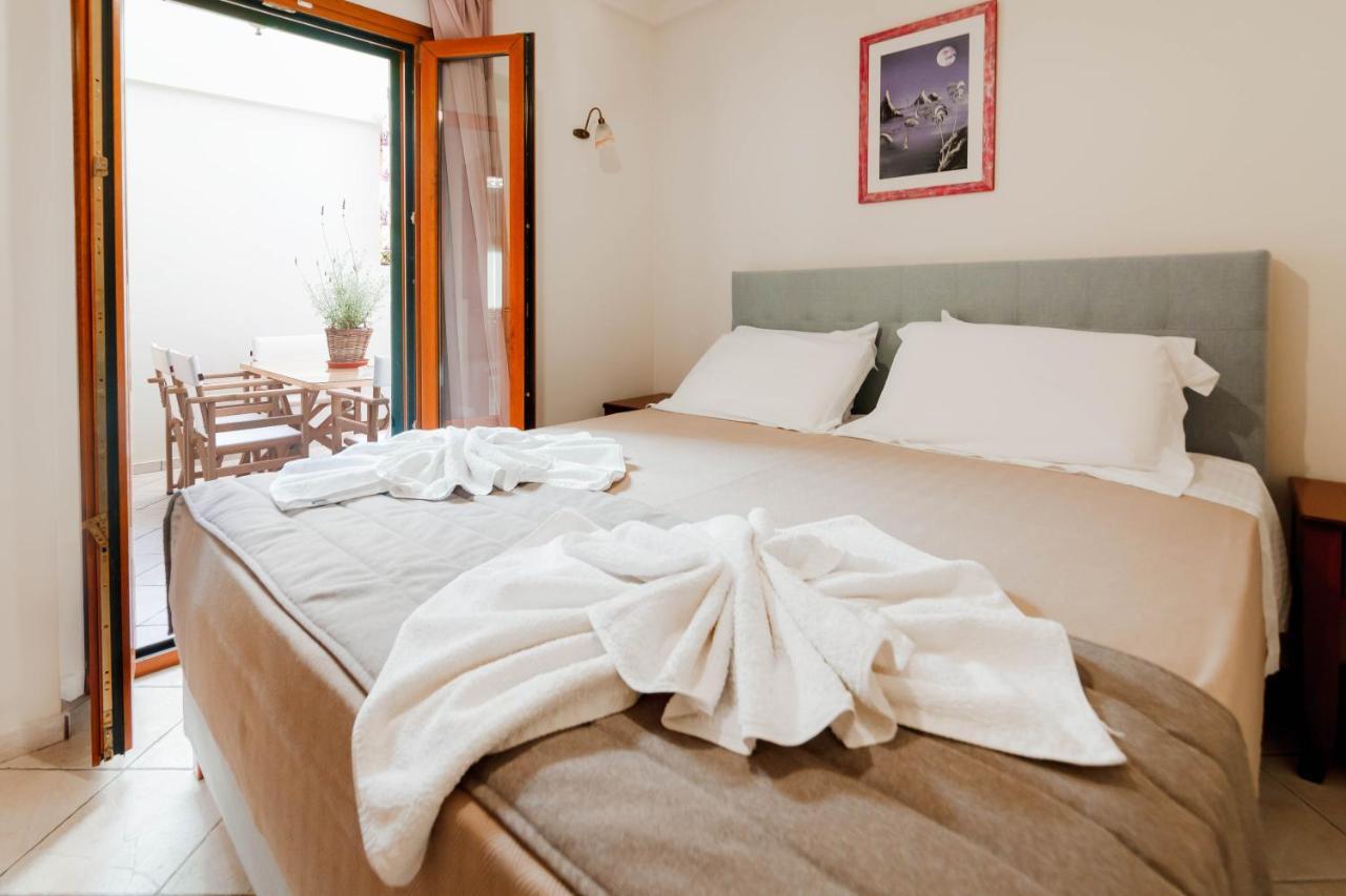 Zorbas Apartments 帕尔加 外观 照片
